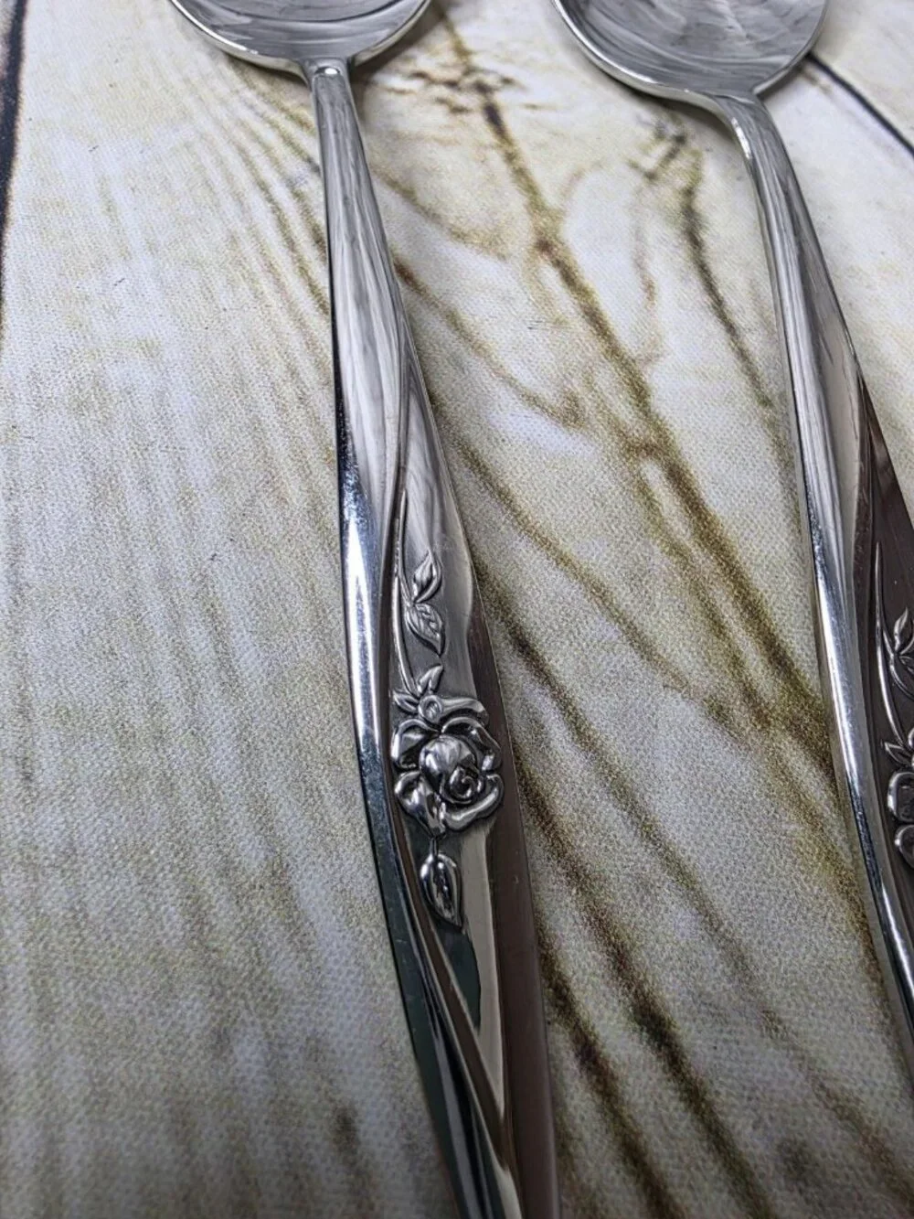 Oneida LASTING ROSE Set of 4 Teaspoons 6.5